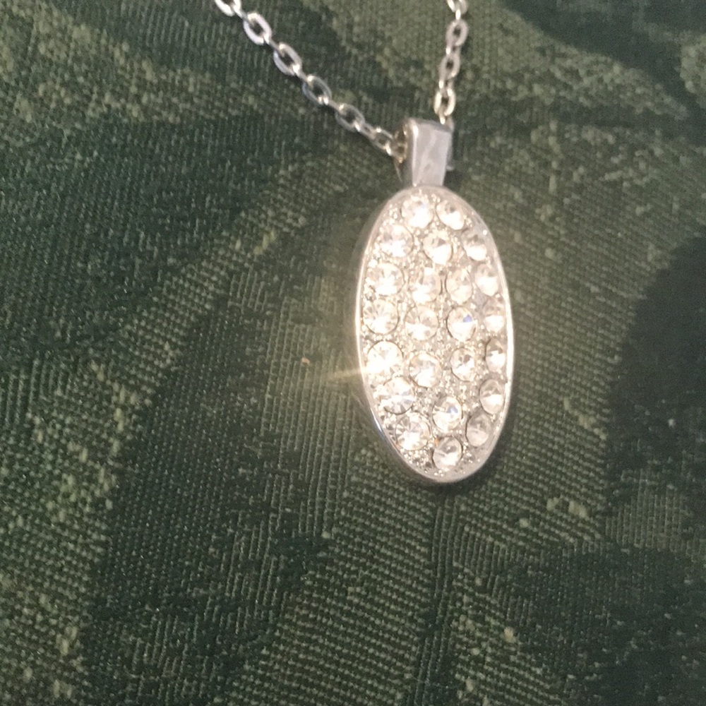 Bling -Necklace - Picture 2 of 2